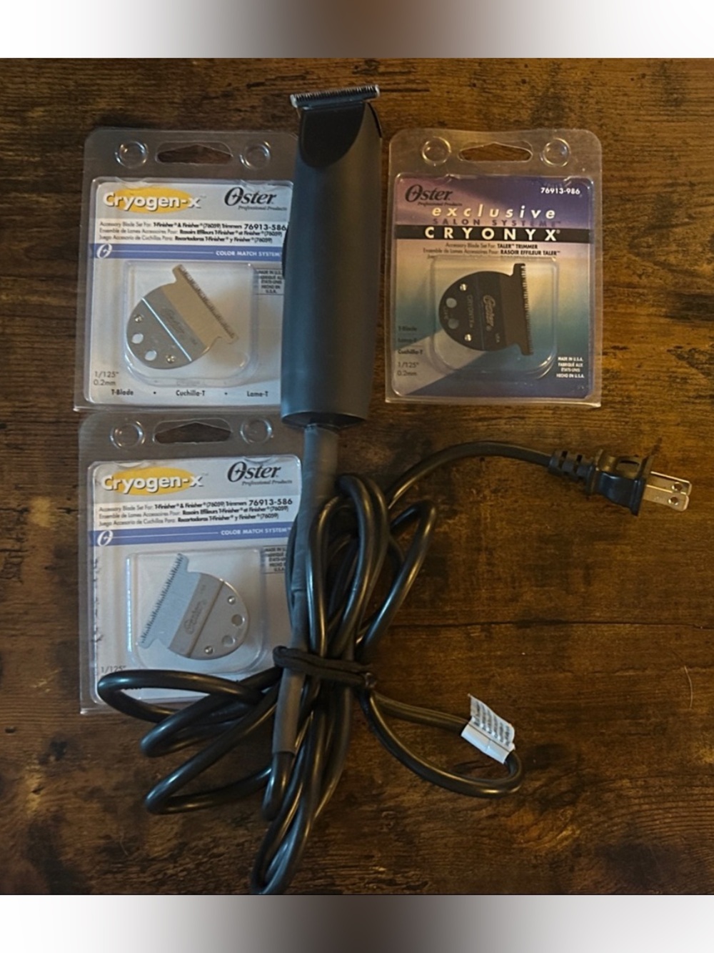 Oster Black Corded Hair Trimmer with Replacement Blades